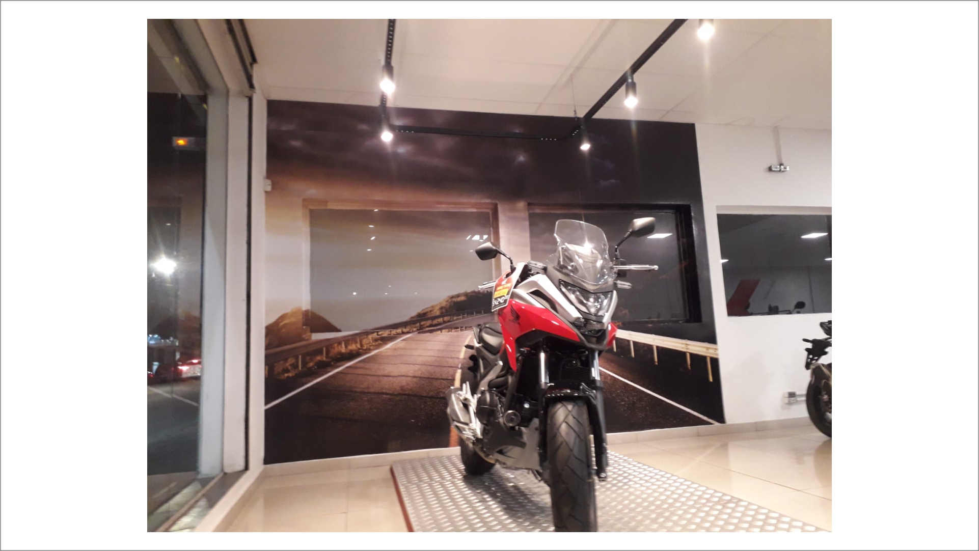 Adesivo grande formato